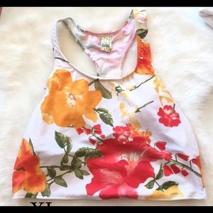 Kortni Jeane floral top